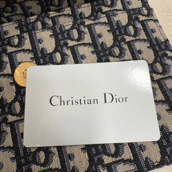 Christian Dior Bag - Picture 11 of 13